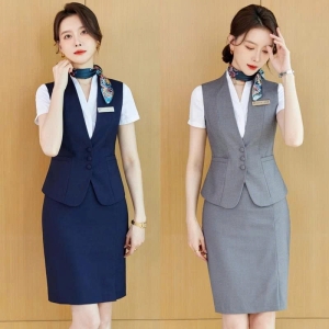 JESMARY - So sánh đồng phục lễ tân khách sạn và đồng phục lễ tân spa – Nên chọn loại nào?