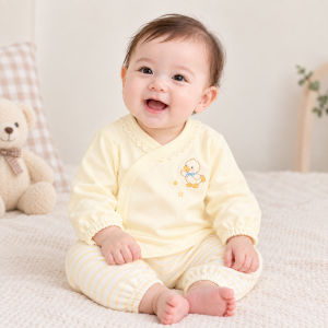 JESMARY - Bộ Sơ Sinh Cotton Hữu Cơ Tông Trắng Kem, Thiết Kế Tối Giản Và Dịu Nhẹ